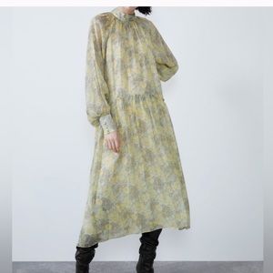 Zara Womens Midi Metallic Thread
Dress M Floral Balloon Sleeves 7521/311